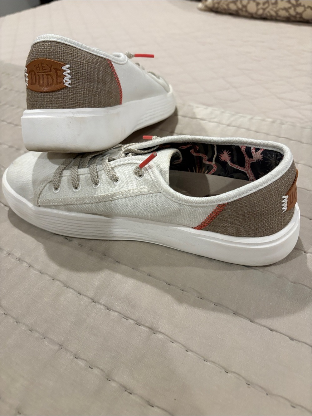 Hey Dude Low-Top Canvas Sneakers in Cream, Brown and Coral Accents Sz 8
